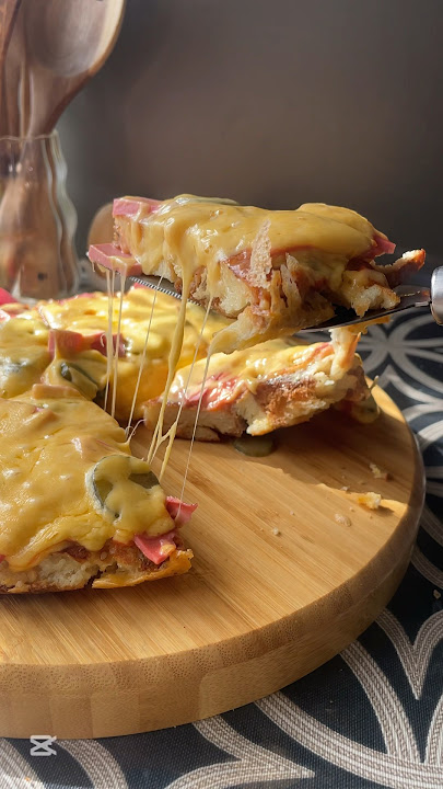 Qotgan nondan pitsa #food #cake #cooking #tiktok #reels #top #pizza #recipe