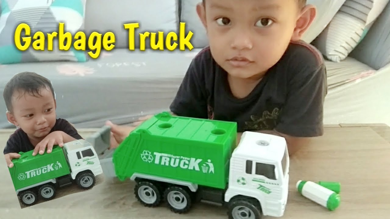 Lucu Rafa Mainan  Mobil Truk  Sampah  I Garbage Truck Kids 