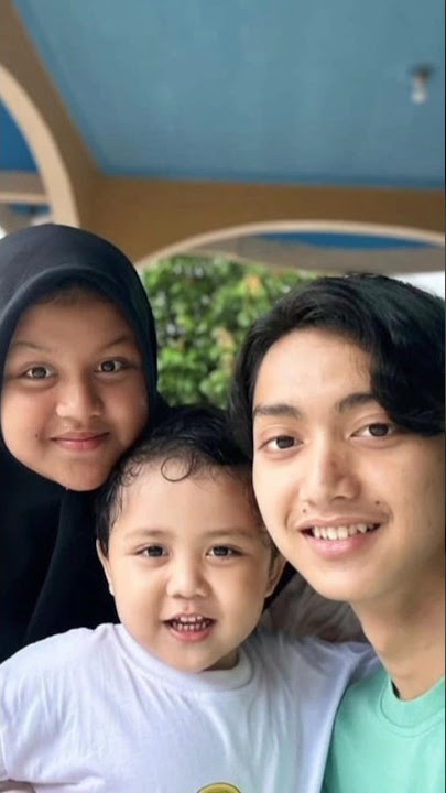 Kebersamaan GUS AZMI dan Adik-Adiknya #gusazmi #azmiaskandar #shorts #fyp #trending