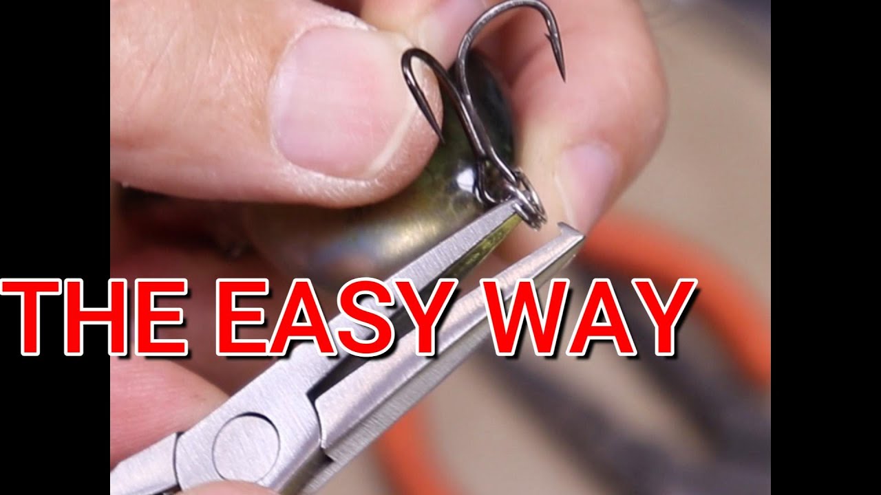 How to change hooks on lures, How to use split ring pliers to change