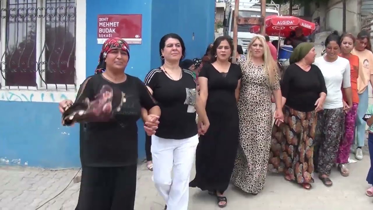 NAZLI İLE NURŞANİ YILMAZ  9