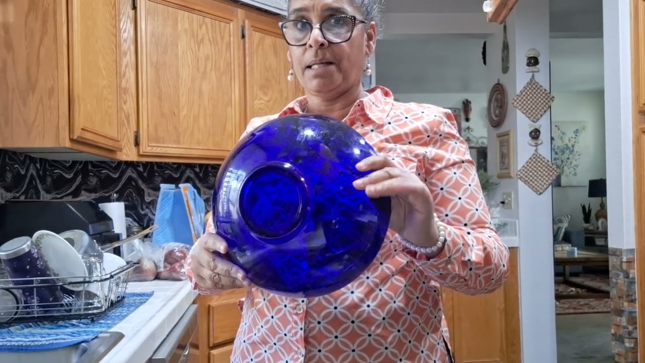 MOM AND I GOT OUR GROCERY SHOPPING DONE EARLY 