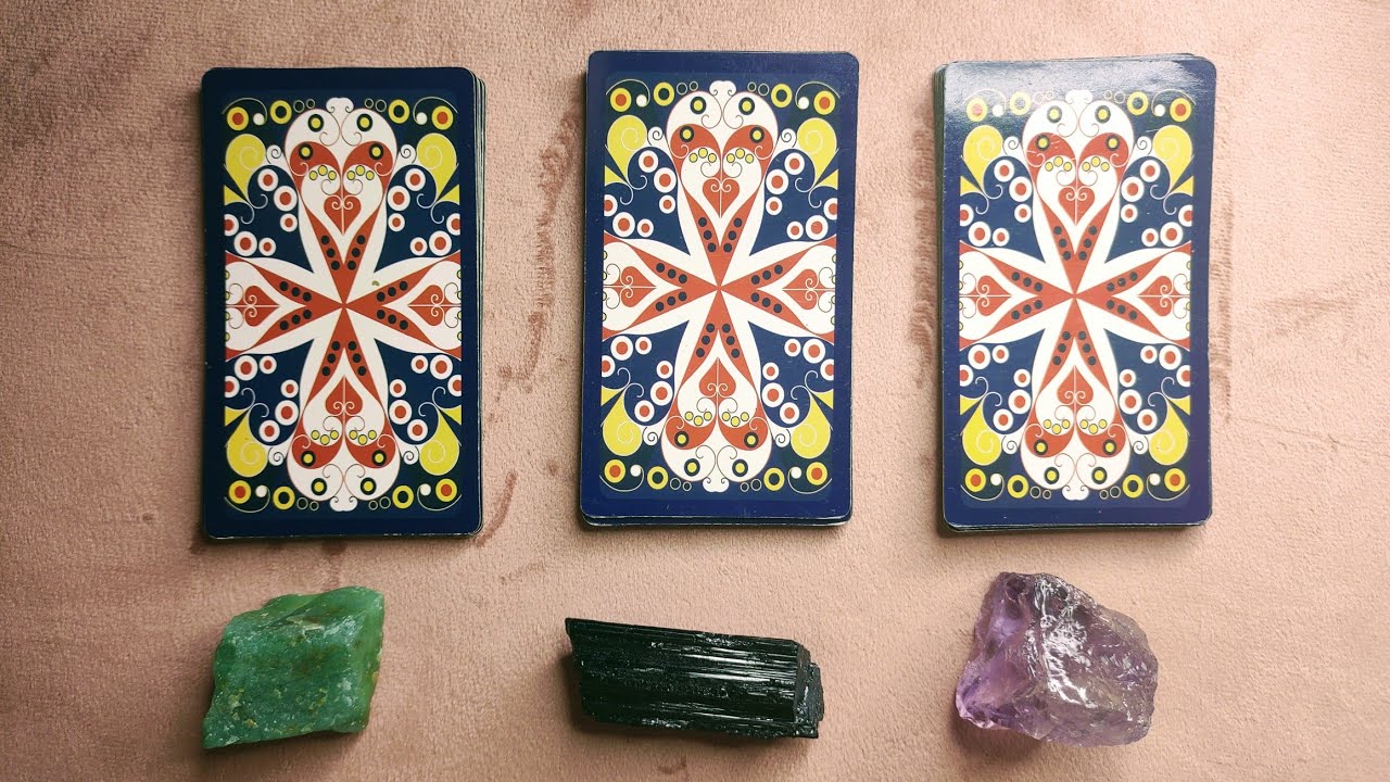 Porque se afastou?Porque o silêncio? O que posso ESPERAR dele (a)? TAROT AMOR