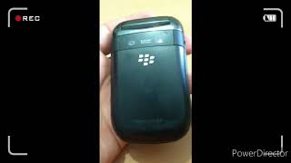How to Install the MicroSD and SIM Card into a BlackBerry Smartphone