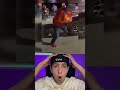 Olha a PERNA DELE!