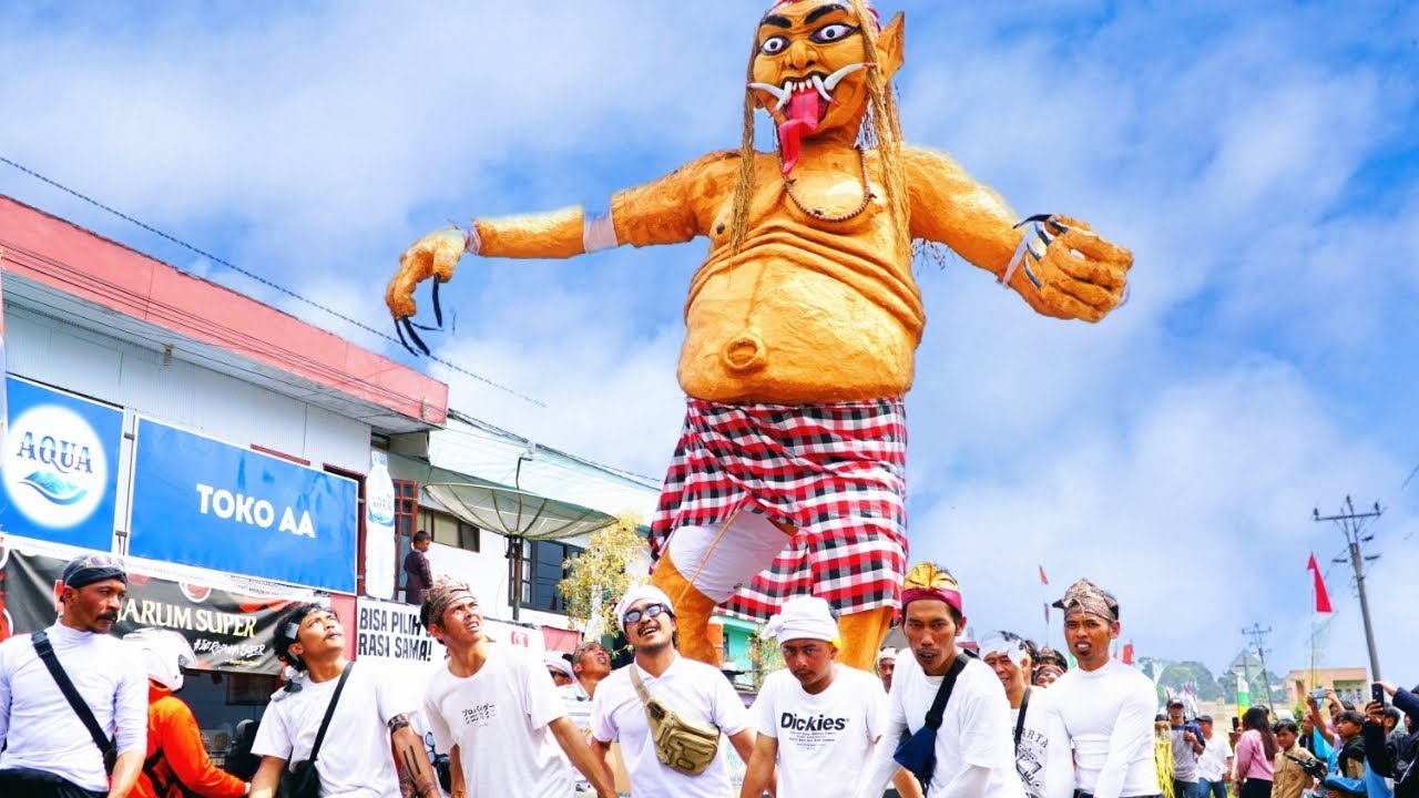 KARNAVAL SEKELAS INTERNASIONAL || GEMBOL PEJAWARAN