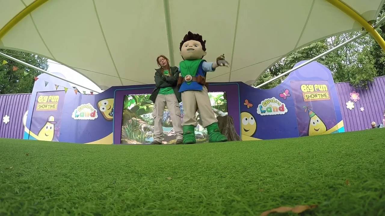 Dexter Watches Tree Fu Tom Show At Cbeebies Land