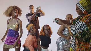 LES GBADDIES -JOLIE AMINA , AKOUA , GRÀÇO ,YÉPÉLÉLÉ   - ELLE S'EN FOUT ( CLIPS OFFICIELS) 
