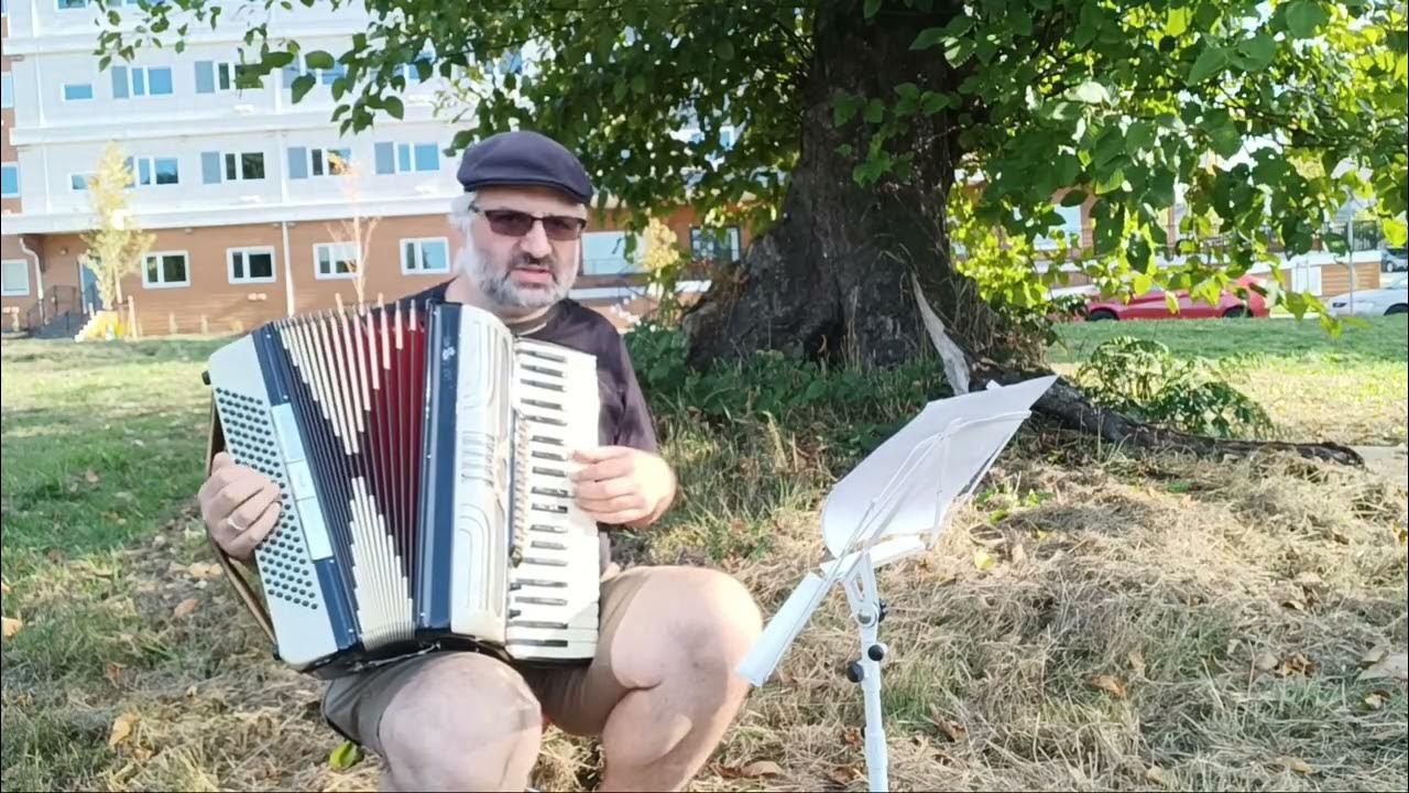 Zombie Zoo (Tom Petty, Full Moon Fever, 1989) played on the