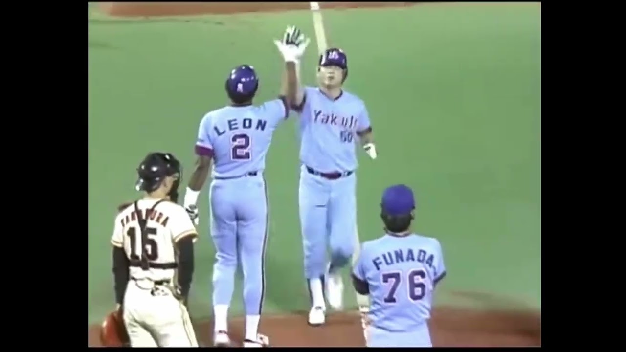 ホーナーのコンパクトに前で捉えるスイング◎スロー再生