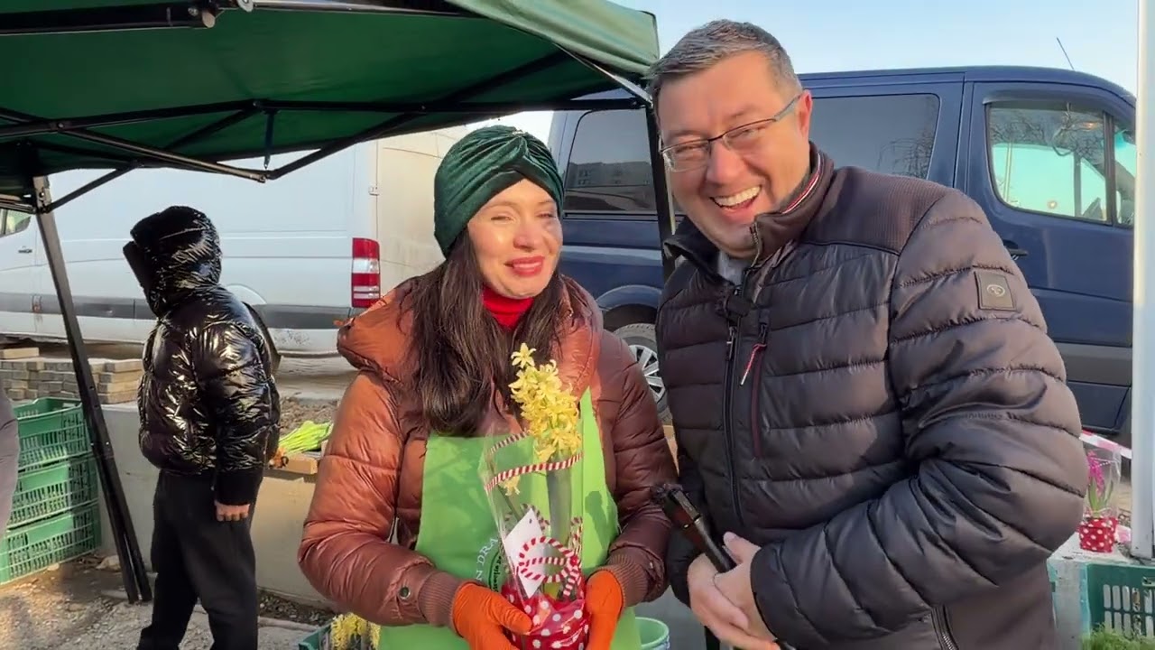 Tăvălita vs. Garnița de mangalița … așa ceva doar la noi poți vedea! Iubim femeile în Bucovina Style