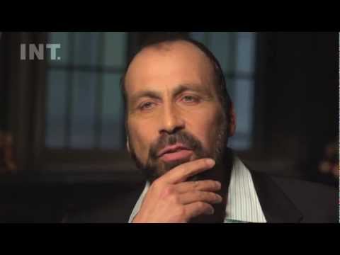 Video: Taylor Negron Net Worth