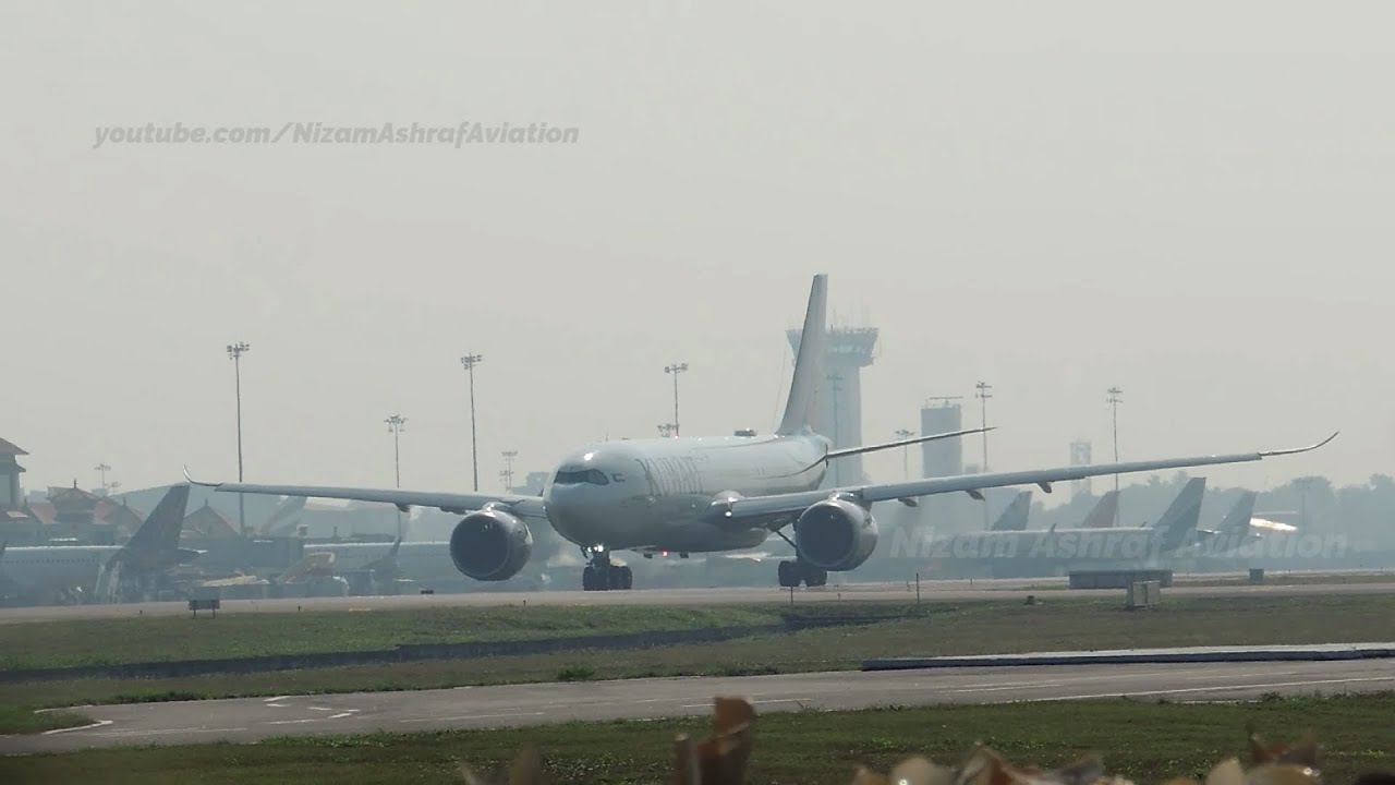 Kuwait Airways Airbus A330-800NEO [9K-API] takeoff from Cochin ...