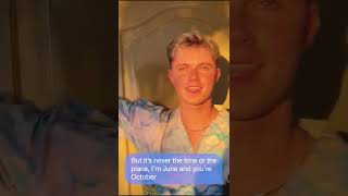 Смотреть клип Hrvy - Sweet October (Vertical Video)