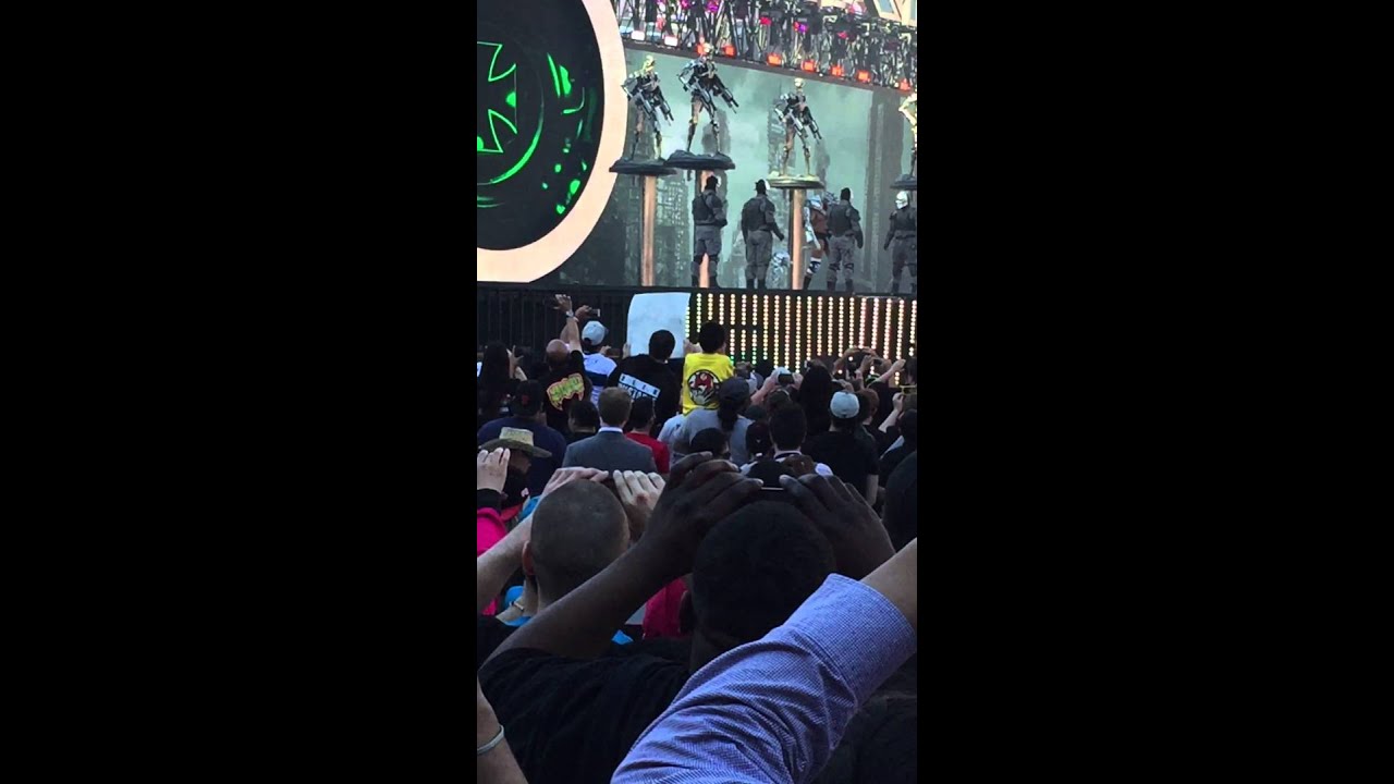 Triple H entrance Wrestlemania 31