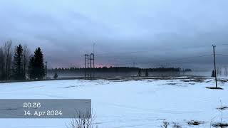 14.4.2024 Sonkajärvi, Finland: entisen S-Marketin paikka; punaiset pilvet; tulva / flood, red clouds