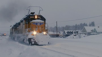 Spreaders, Flangers, and Doublestacks on Donner Pass!