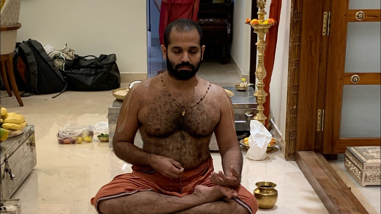 Gopichandana Dharana - Vishwavallabha Teeertha - Sode Matha