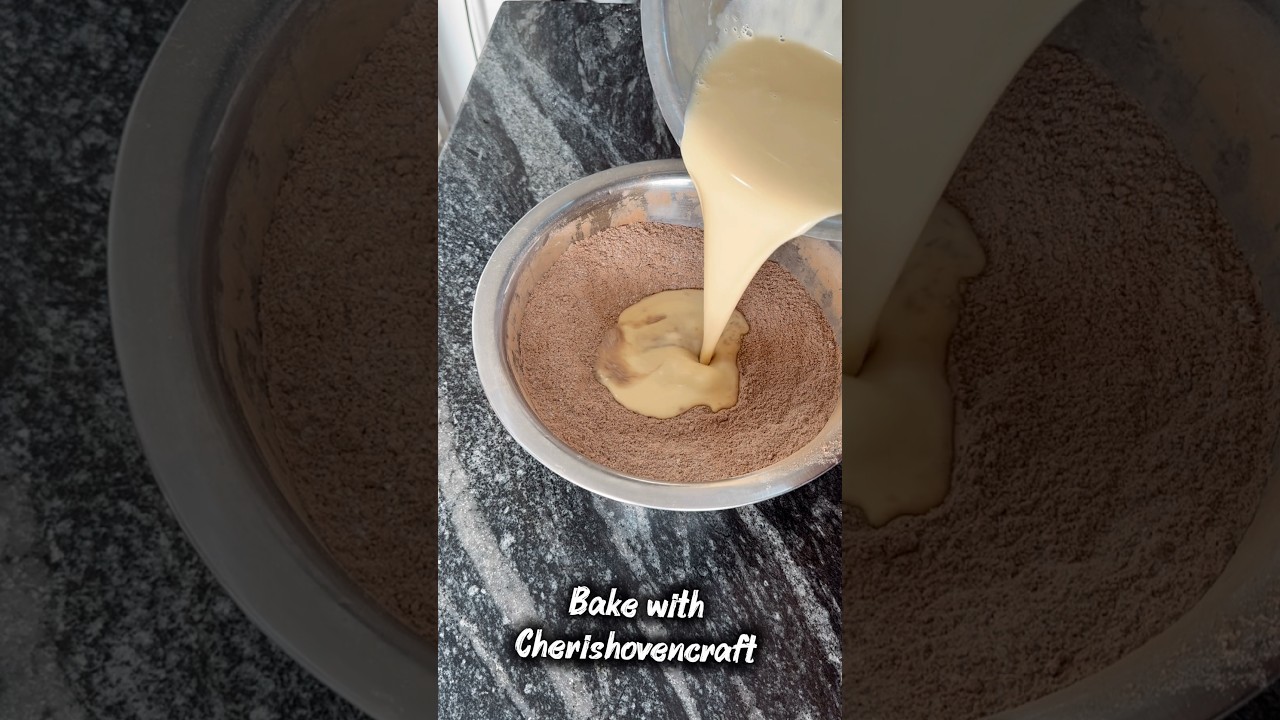 Как смешать ингредиенты и приготовить идеальный шоколадный торт 