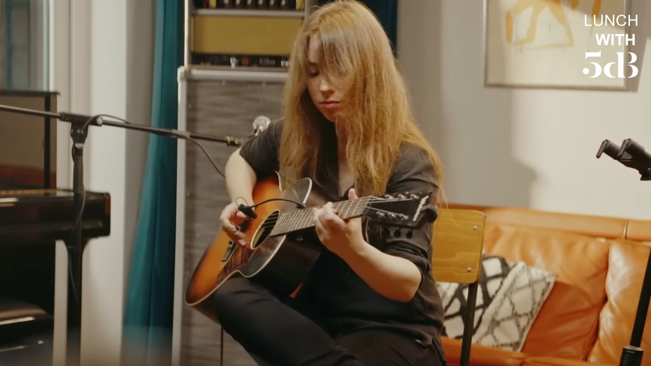 Lunch With... Gwenifer Raymond (Live from 5dB)