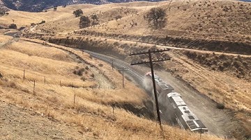 Eastbound BNSF exiting Tunnel #2 on the Tehachapi Pass