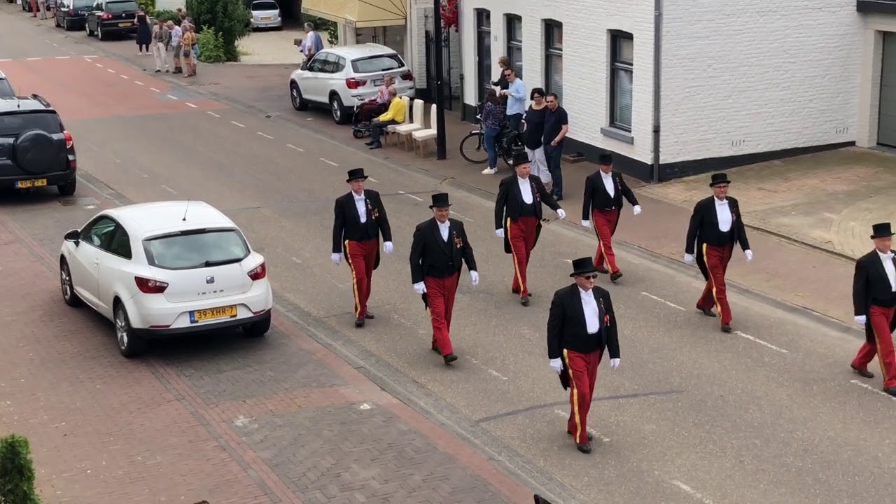 Schutterij Gronsveld Straatparade