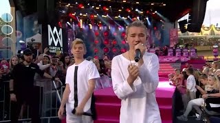 PREMIÄR: Marcus & Martinus - First kiss - Sommarkrysset (TV4)