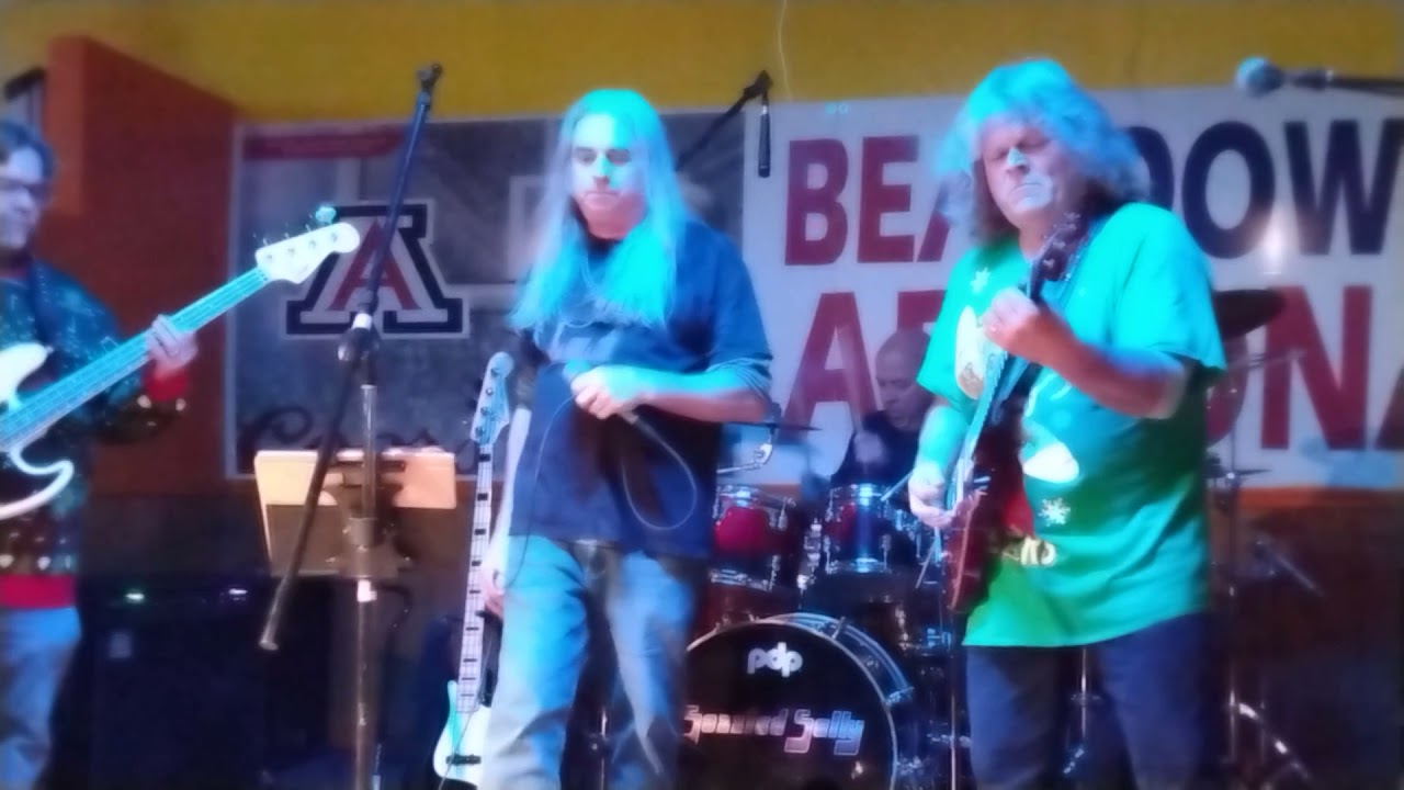 Helping The GOOD People. Sozzled Sally Band at High 5 Grill 12/18/21💃🎸🔥👍