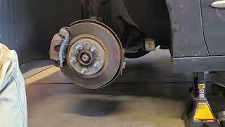 Brakes creaking & squeaking diagnosis found the issue!!