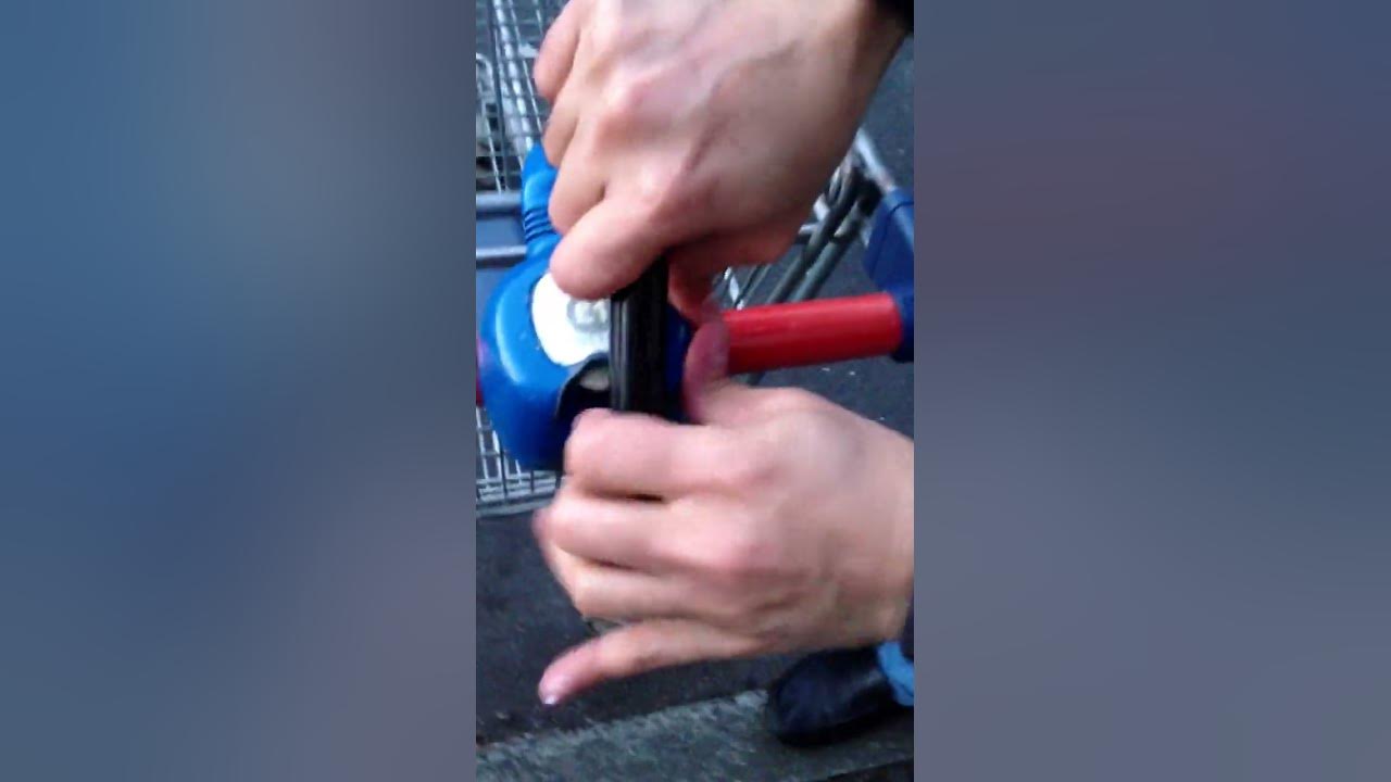 how-to-get-pound-out-of-shopping-trolley-youtube