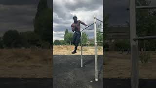 CALISTHENICS SKILLS (360 Pull-up)