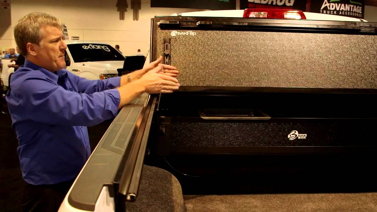 Bakflip F1 Tonneau Cover Review Sema 2014 Youtube