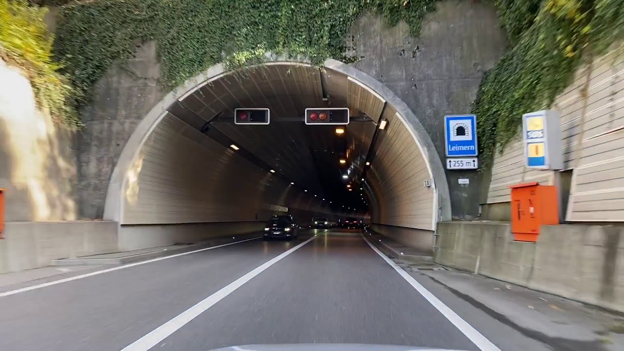 Driving in Switzerland 🇨🇭🚗 : Highway in Switzerland : Thun - Interlaken - Iseltwald