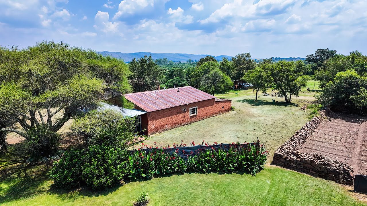 Stunning Lifestyle Farm with 800 Pecan Nut Trees