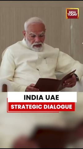 Modi In Dubai: PM Modi Holds Strategic Dialogue With UAE President MBZ In Abu Dhabi #modiinuae #uae
