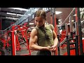 How are my muscles looking? 👀 #fbb #biceps #delts