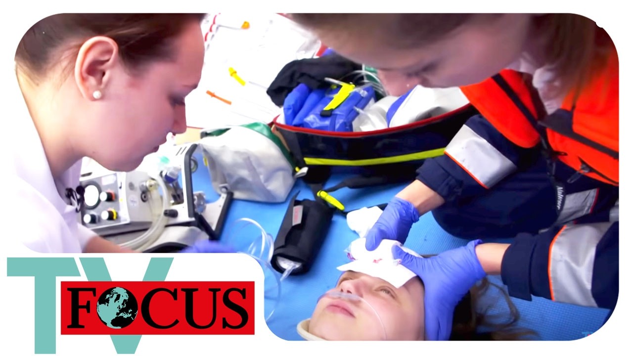 Ausbildung als Sanitäter: So hart ist die Abschlussprüfung | Focus TV Reportage