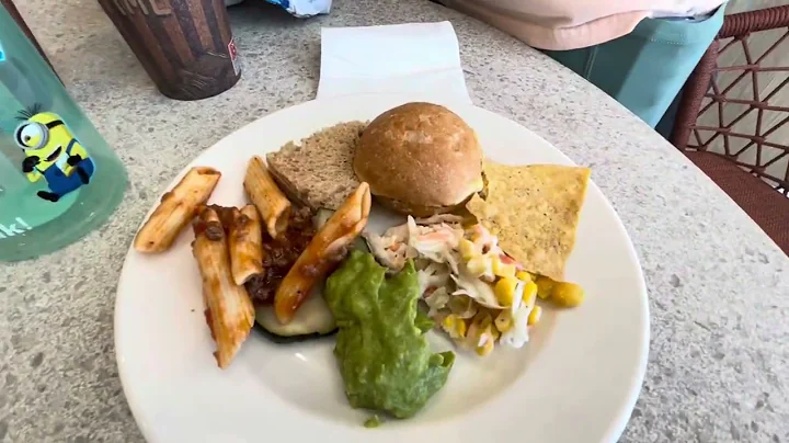 VIP lounge in Punta Cana International Airport Terminal B full review with theloungetrotter score.