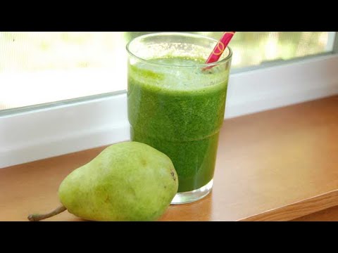 Homemade healthy pear juice/simple pear juice..
