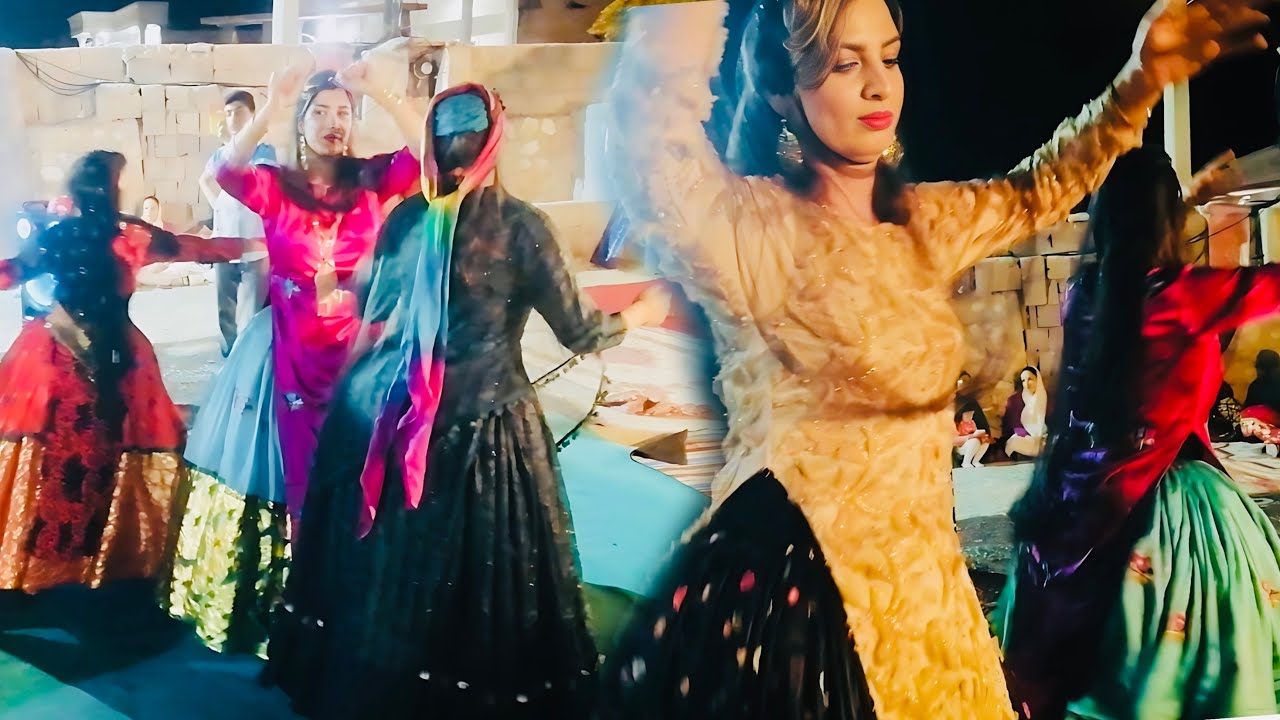 Mesmerizing Moves: Graceful Elegance on the Dance Floor - YouTube