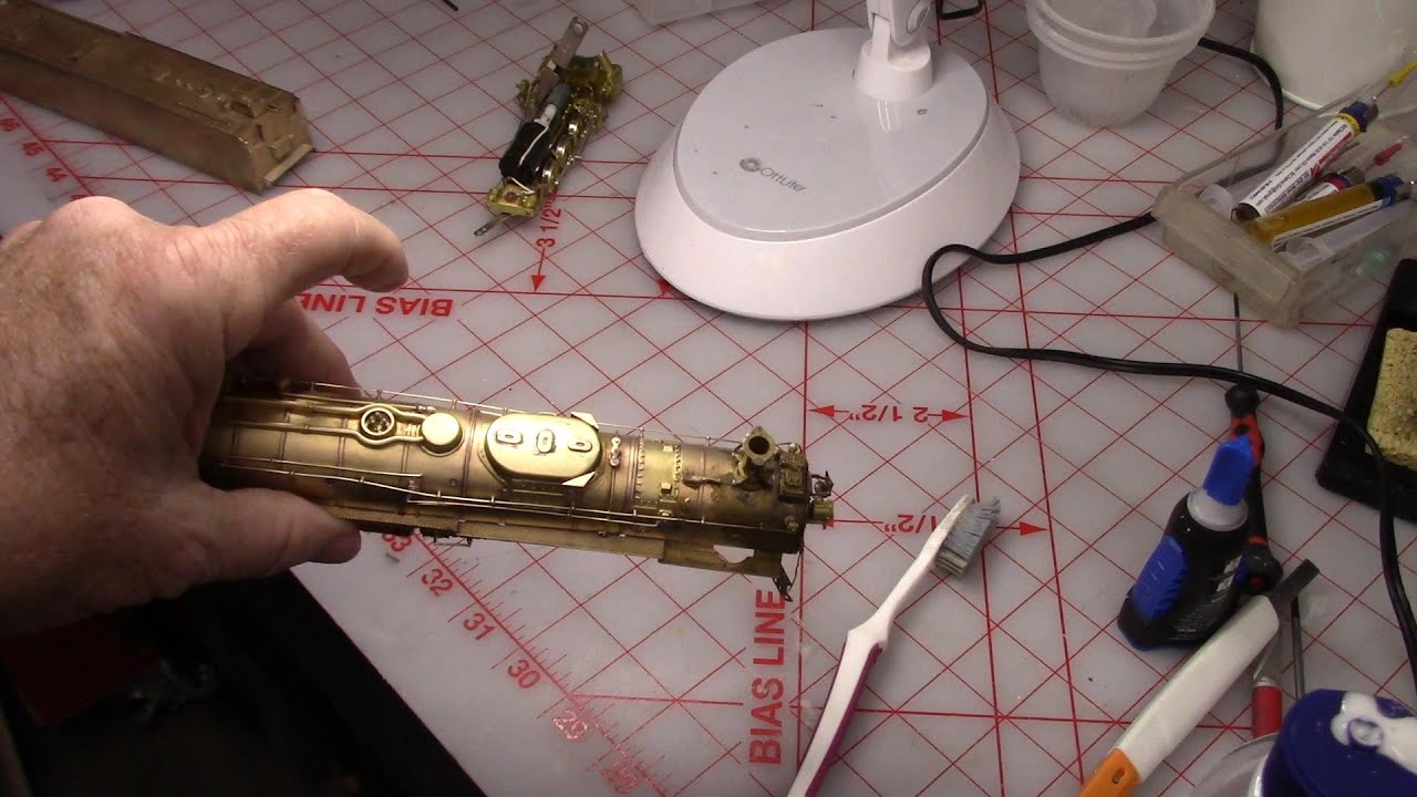 RESTORE YOUR BRASS LOCOMOTIVE: The Simple, Low-Tech Tarnish Removal Method