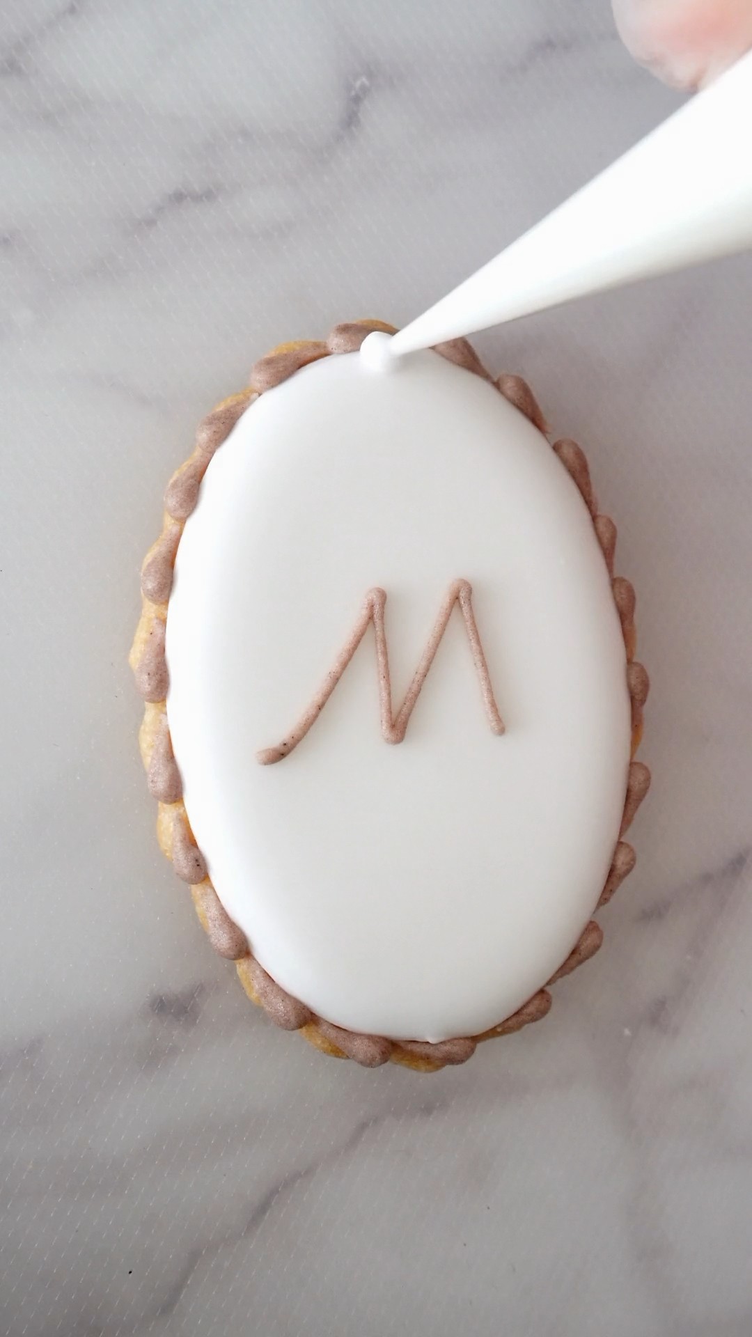 Satisfying Birthday Cookie Decorating Process
