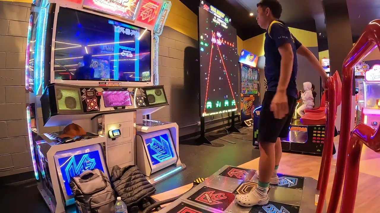 [PIU Phoenix] [Remix] PARADOXX S21
