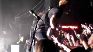 Bottomfeeder-Blessthefall