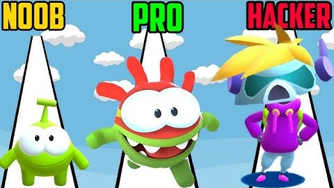NOOB vs PRO vs HACKER in Om Nom: Run