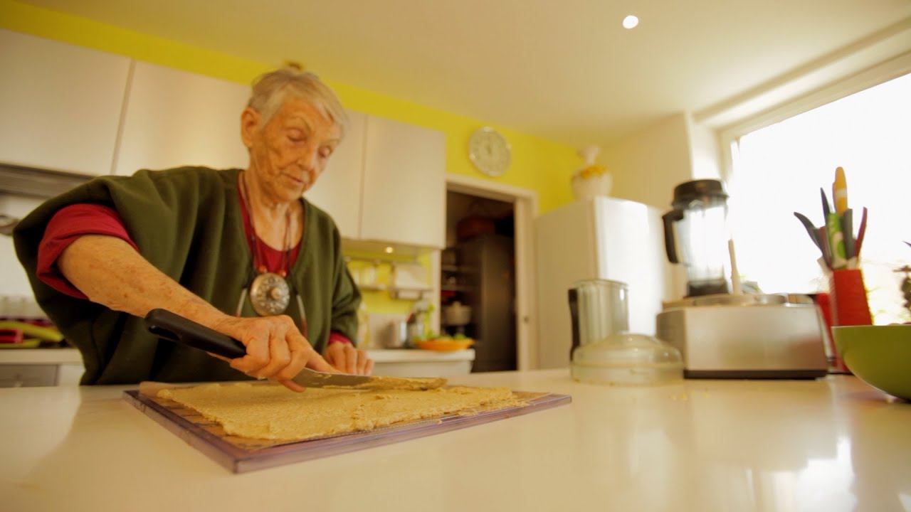 DVD de Recettes avec Irène Grosjean, volume #2 [extrait] : La Pizza Crue