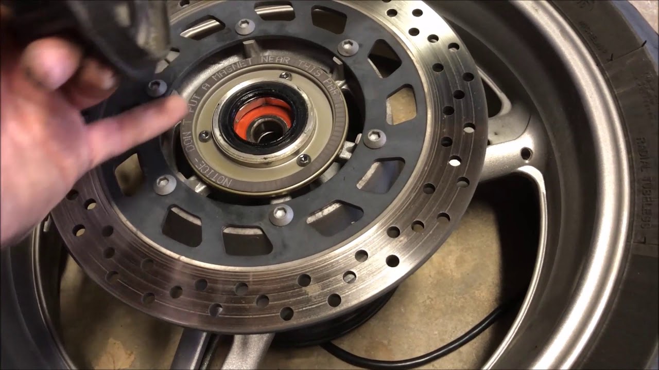 FJR1300 Rear Wheel Removal & Install YouTube