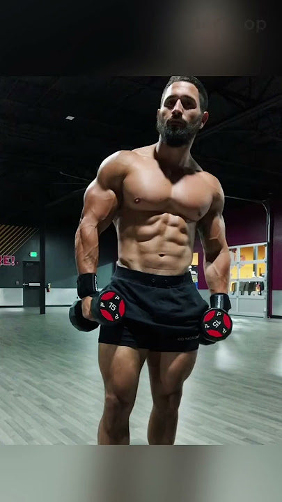 For the upcoming bodybuilders, I'm hiding in the shadows. #bodybuilding
