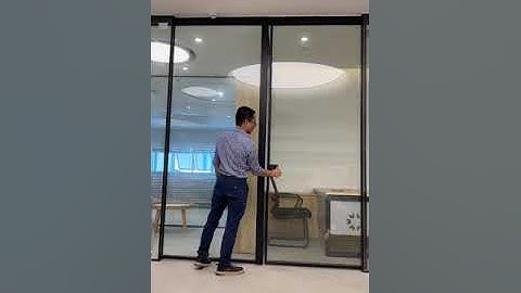 Nghiệm thu thực tế cửa trượt không ray lùa sang 2 bên có giảm chấn hoạt động siêu nhẹ nhàng bền cửa