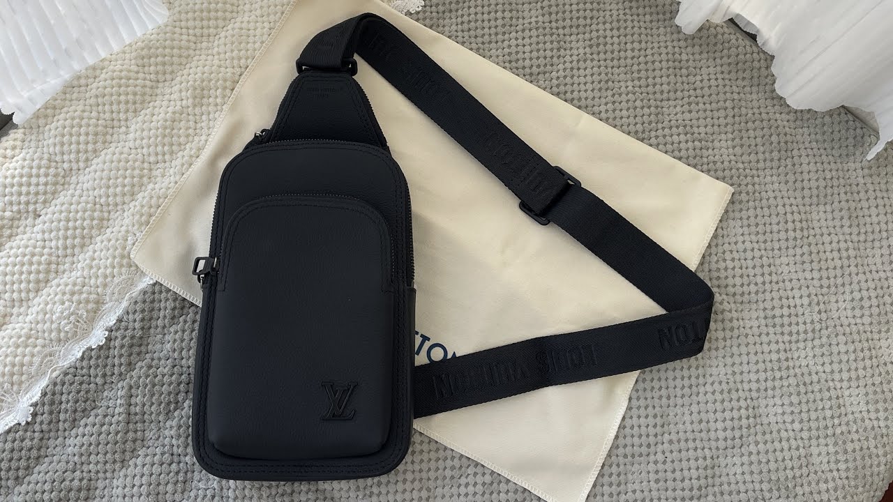Louis Vuitton Avenue Slingbag PM Black M15255 Review 